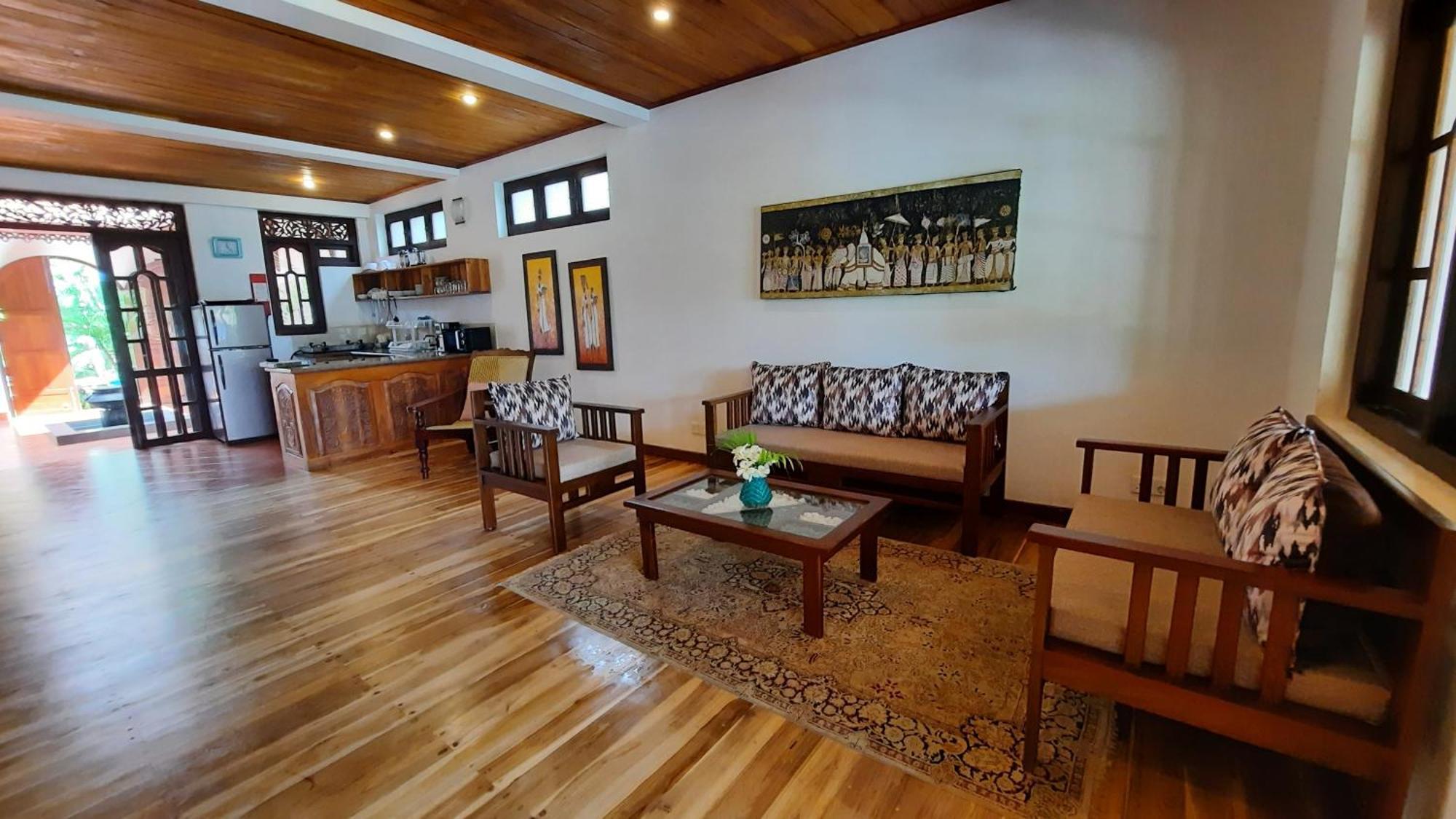 Lanka Beach Grand Villa Rekawa 外观 照片