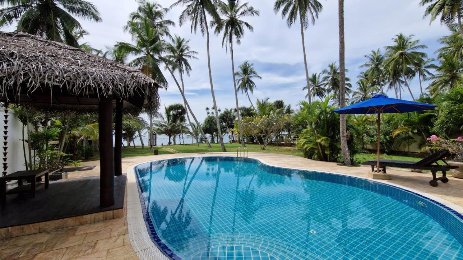 Lanka Beach Grand Villa Rekawa 外观 照片