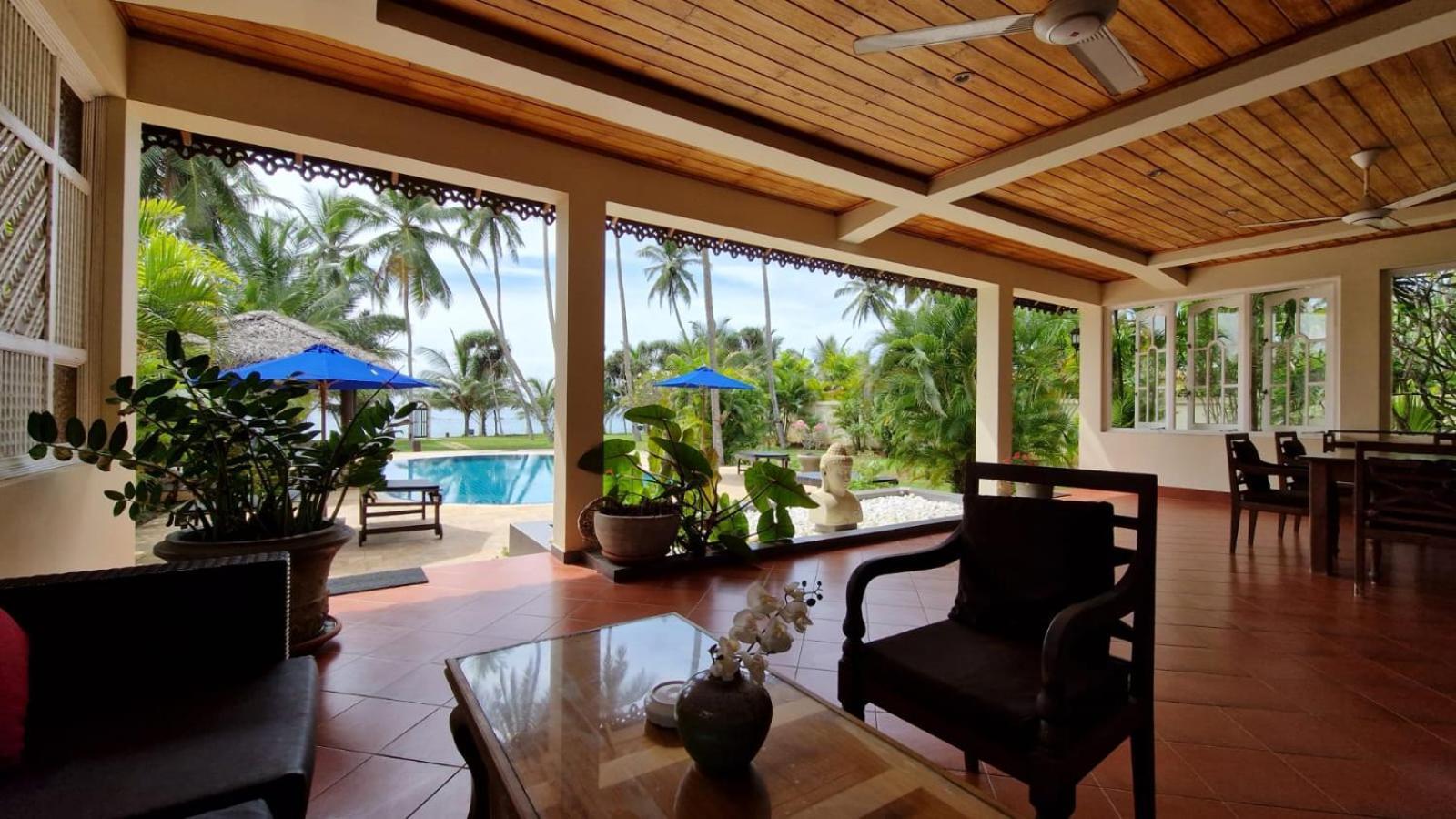 Lanka Beach Grand Villa Rekawa 外观 照片
