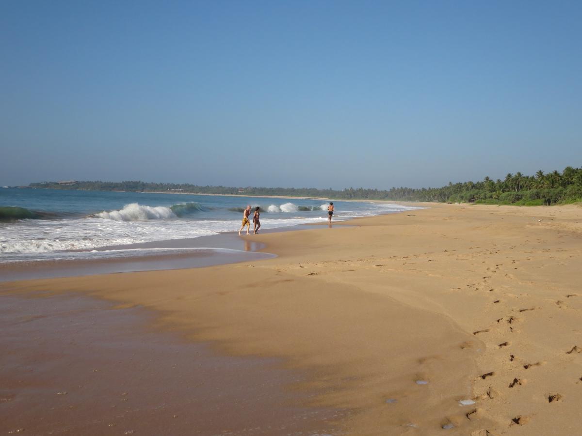 Lanka Beach Grand Villa Rekawa 外观 照片