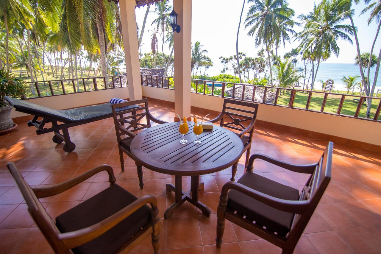 Lanka Beach Grand Villa Rekawa 外观 照片